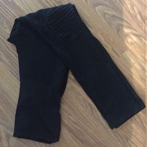 Maternity moto leggings